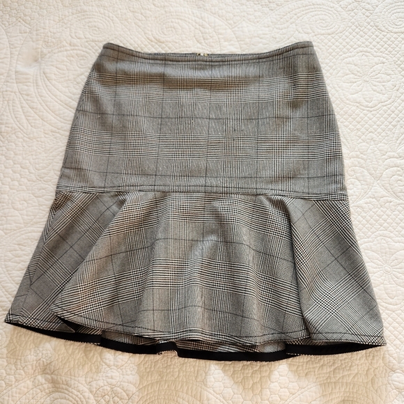 Ann Taylor Dresses & Skirts - ANN TAYLOR Skirt